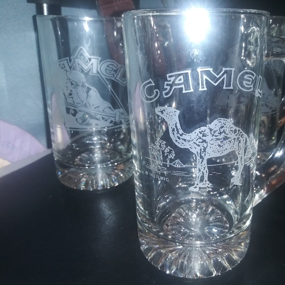 JOE CAMEL MUG GLASSES